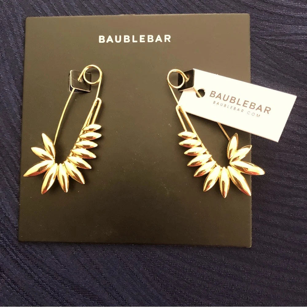 Baublebar Saftey Pin Earrings - Picture 1 of 4